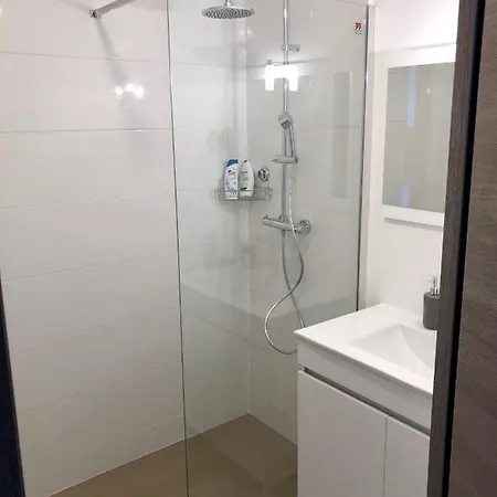 Appartement Neuf, Piscine, Terrasse, Vue Mer. Cannes Exterior foto